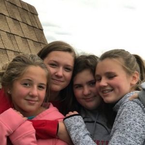 Meet your Posher, Eliza